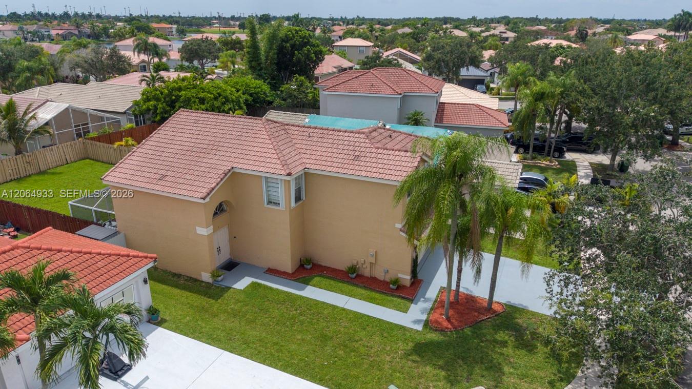 1853 Sw 176th Way Property Photo 36