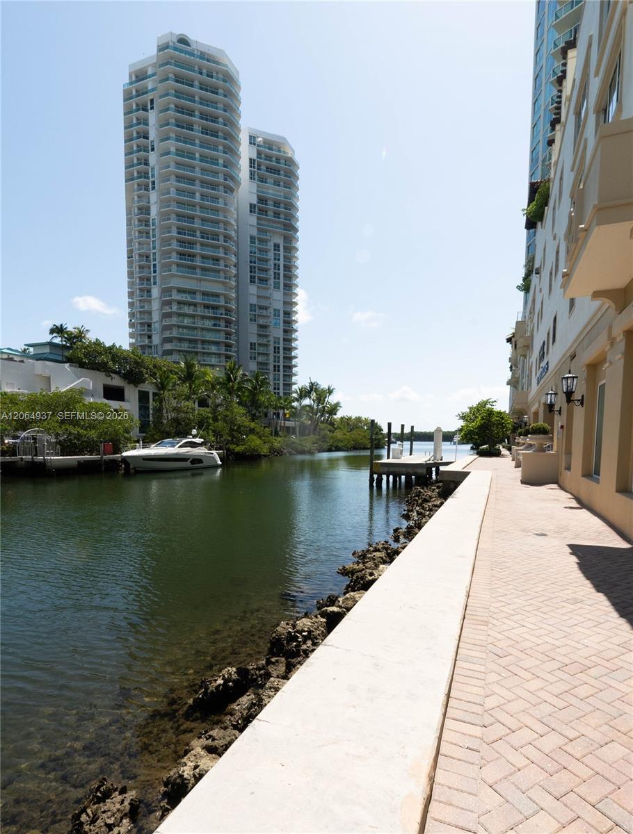150 Sunny Isles Boulevard 1-th403 Property Photo 2