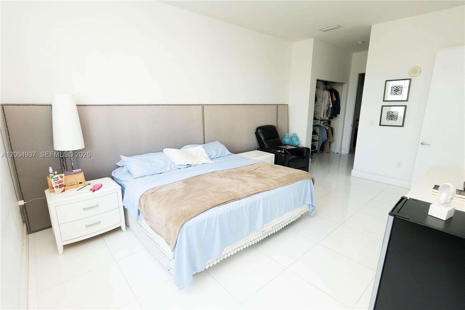 150 Sunny Isles Boulevard 1-th403 Property Photo 11