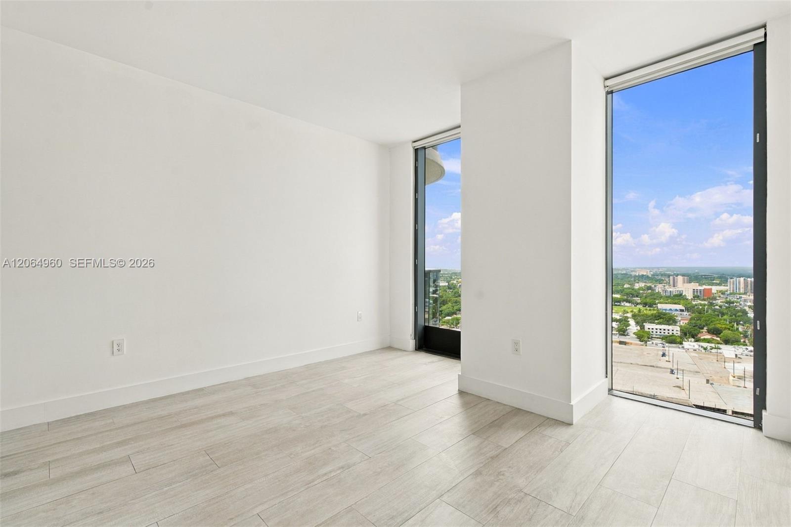 121 Ne 34th Street 2409 Property Photo 20