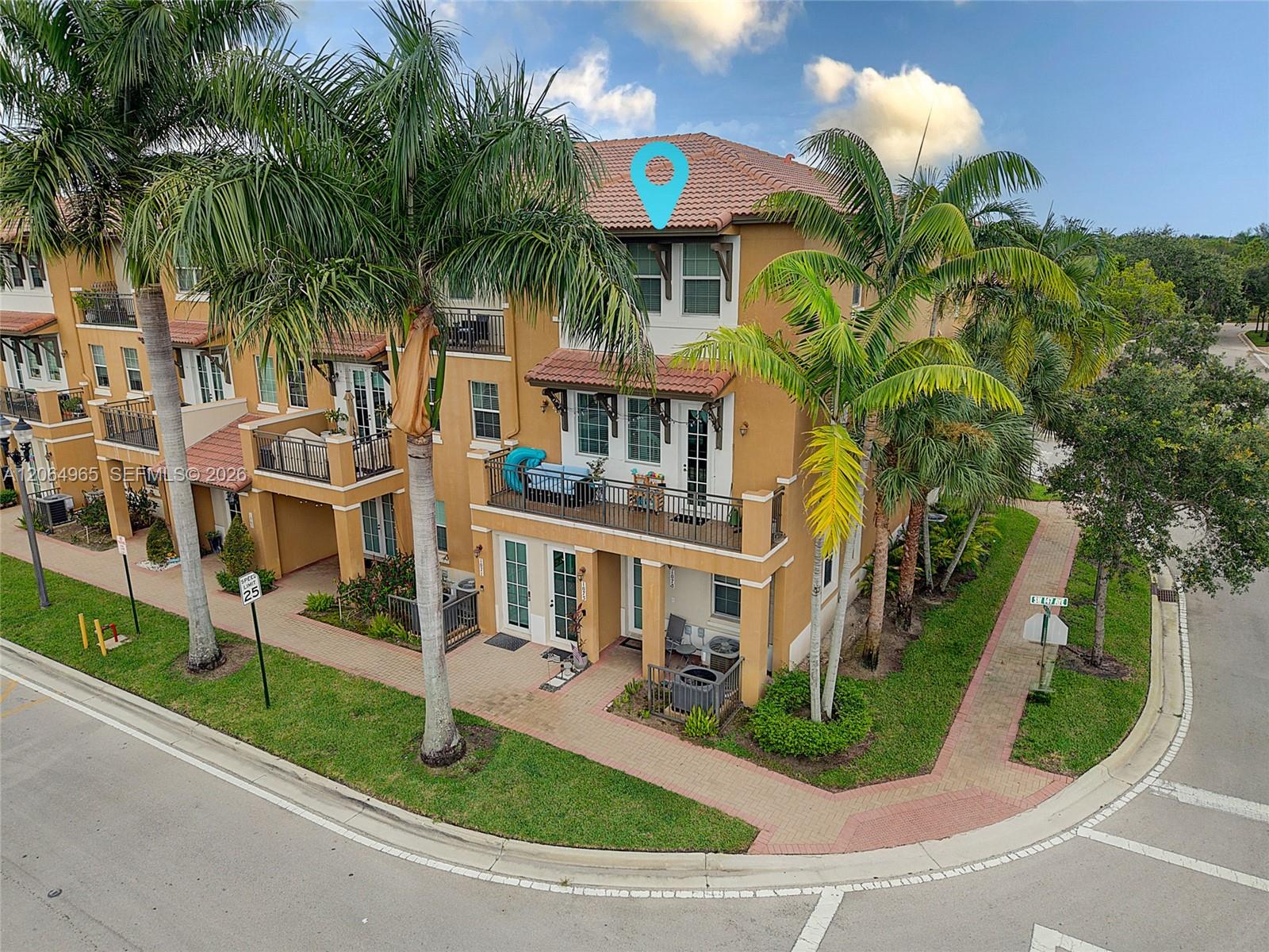 1075 Sw 147 Avenue 5601 Property Photo 1