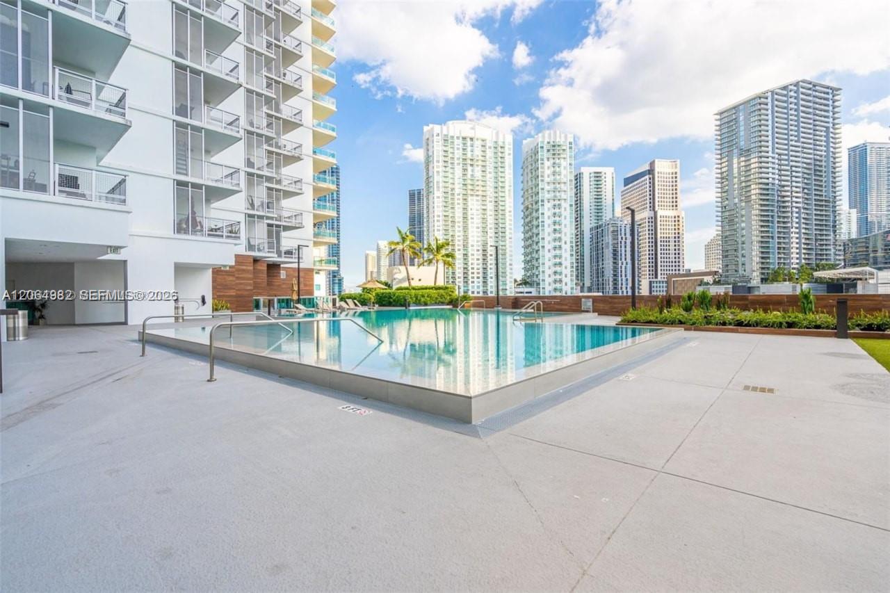 350 S Miami Avenue 2714 Property Photo 5