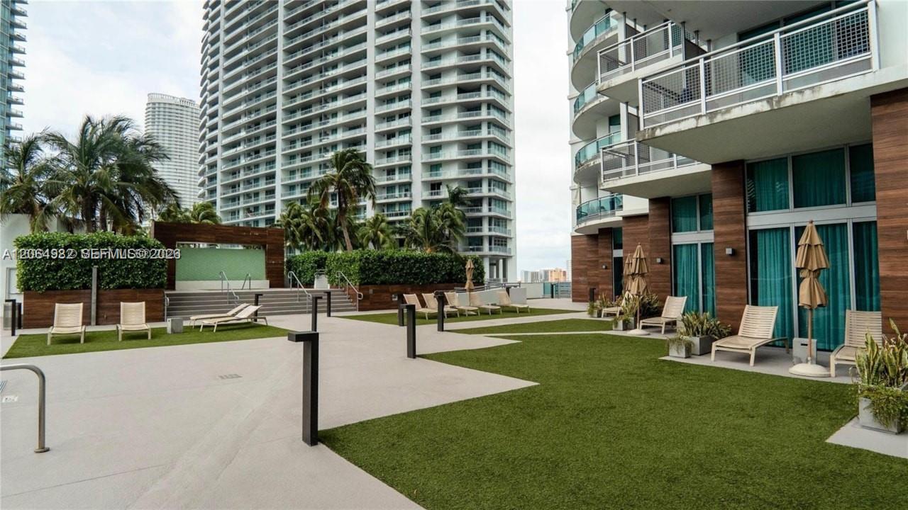 350 S Miami Avenue 2714 Property Photo 6
