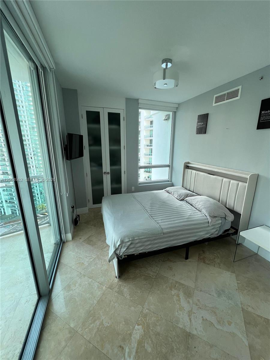 350 S Miami Avenue 2714 Property Photo 15