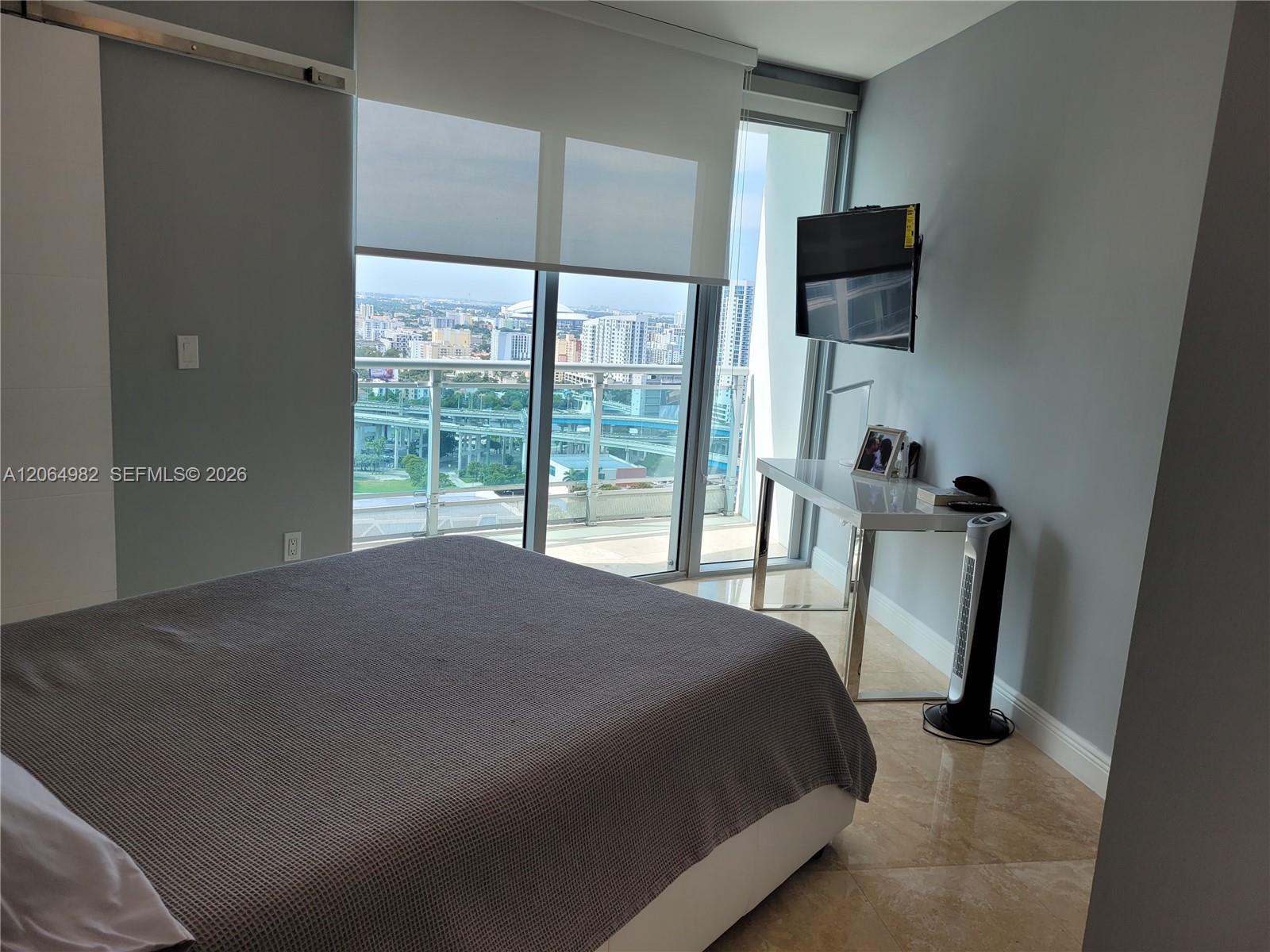 350 S Miami Avenue 2714 Property Photo 37