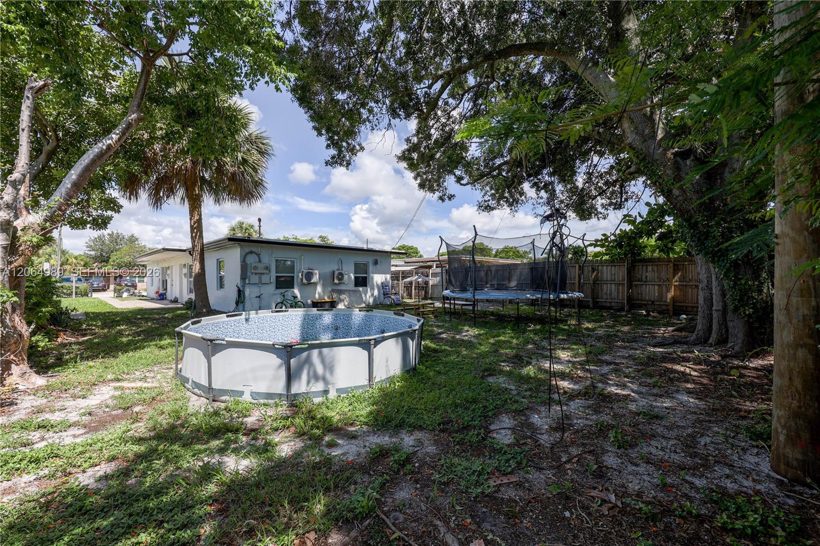 1004 Sw 24th Avenue Property Photo 17