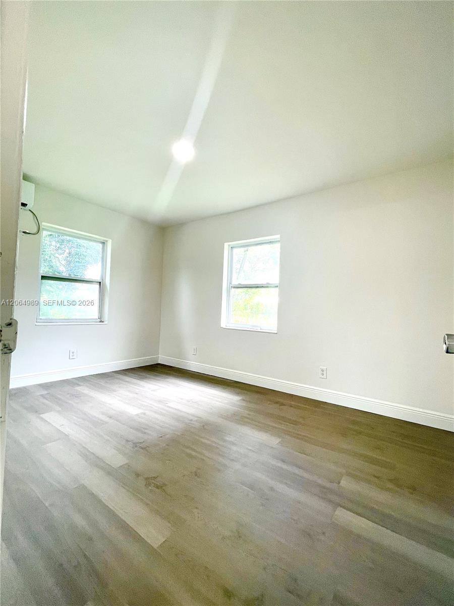 1004 Sw 24th Avenue Property Photo 25