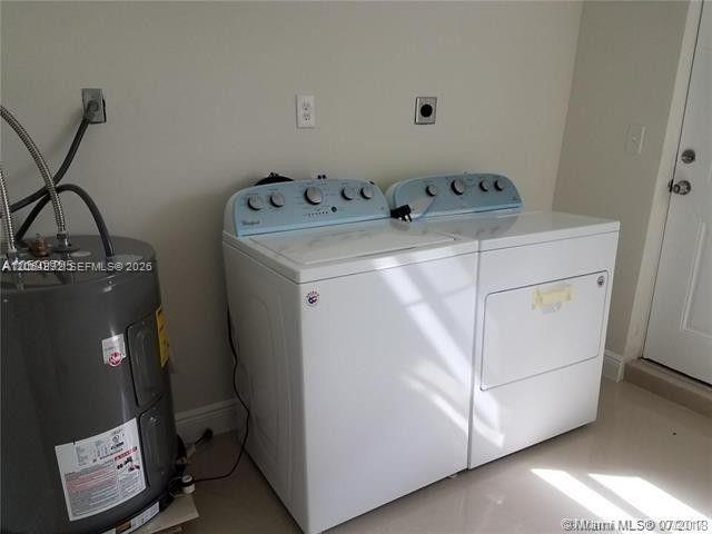 A12064992 Property Photo 6