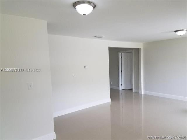 A12064992 Property Photo 8