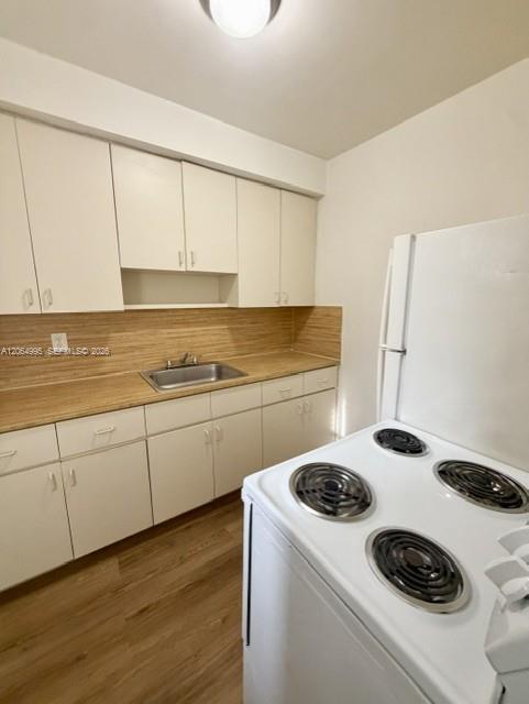 1010 E Ponce De Leon Boulevard 3 Property Photo 3