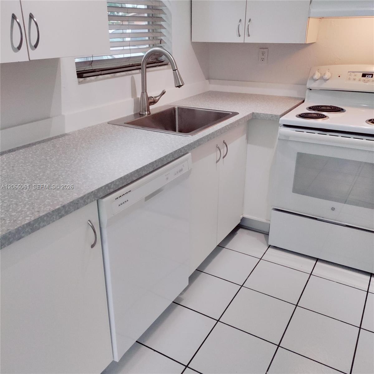 123-125 Sw 19th Avenue 13 Property Photo 14