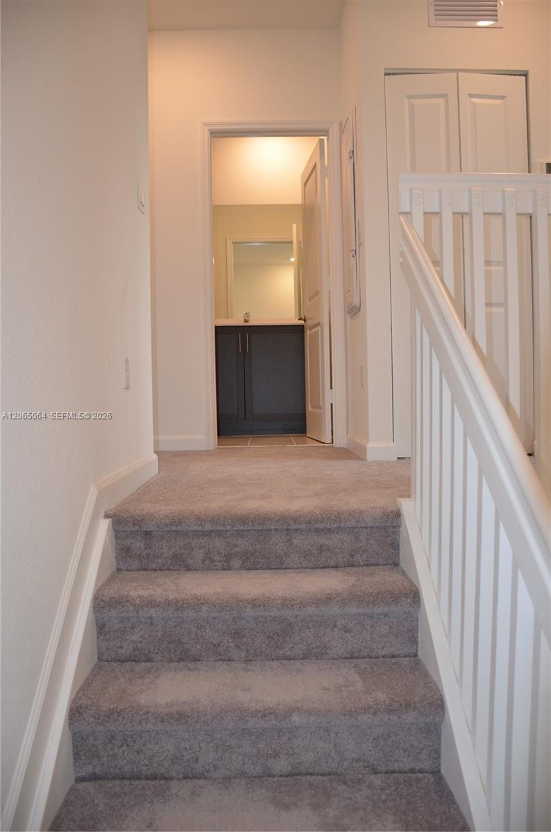 1801 Se 27th Terrace Property Photo 13
