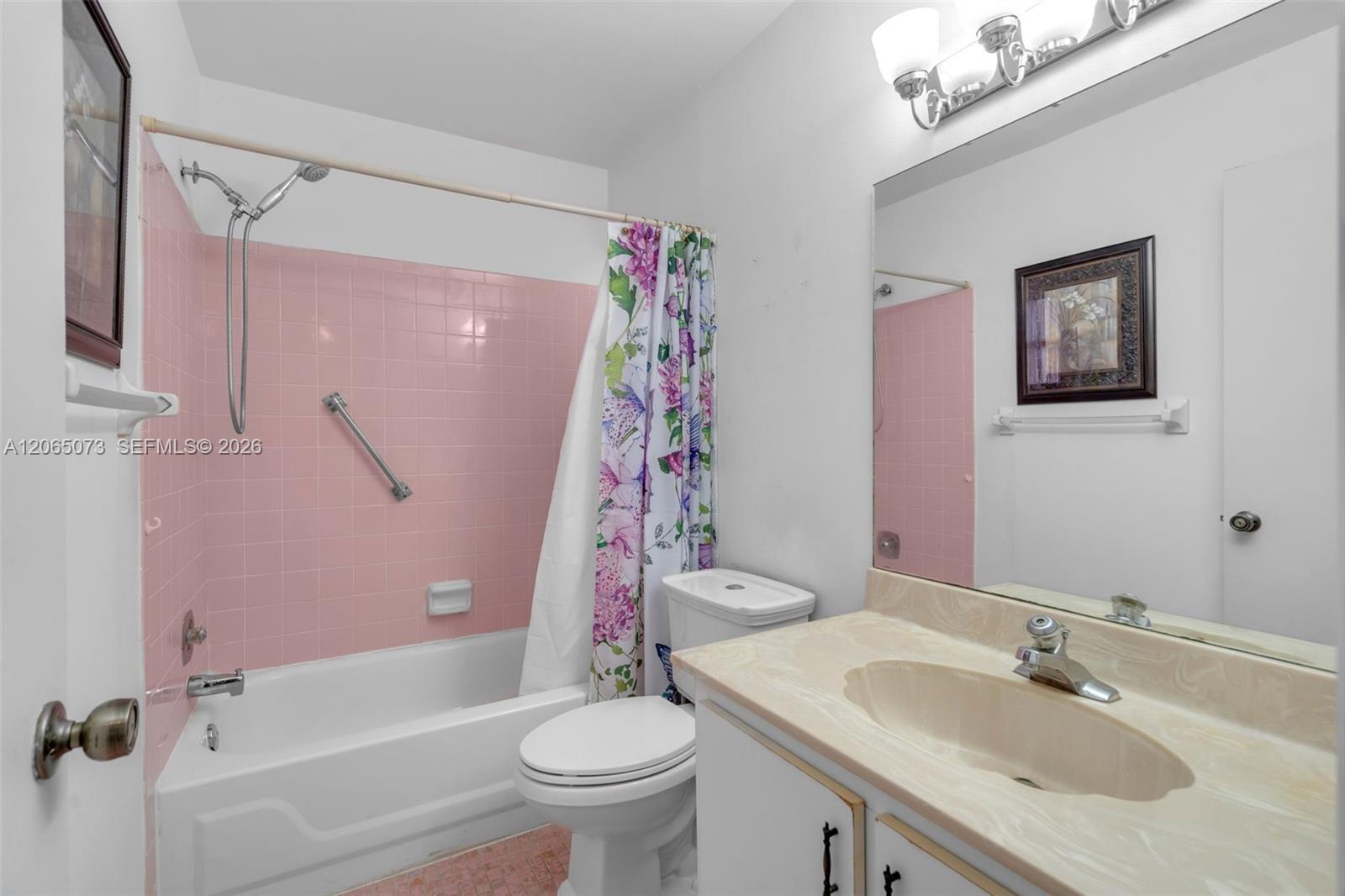 7235 Pine Bluff Drive Property Photo 19