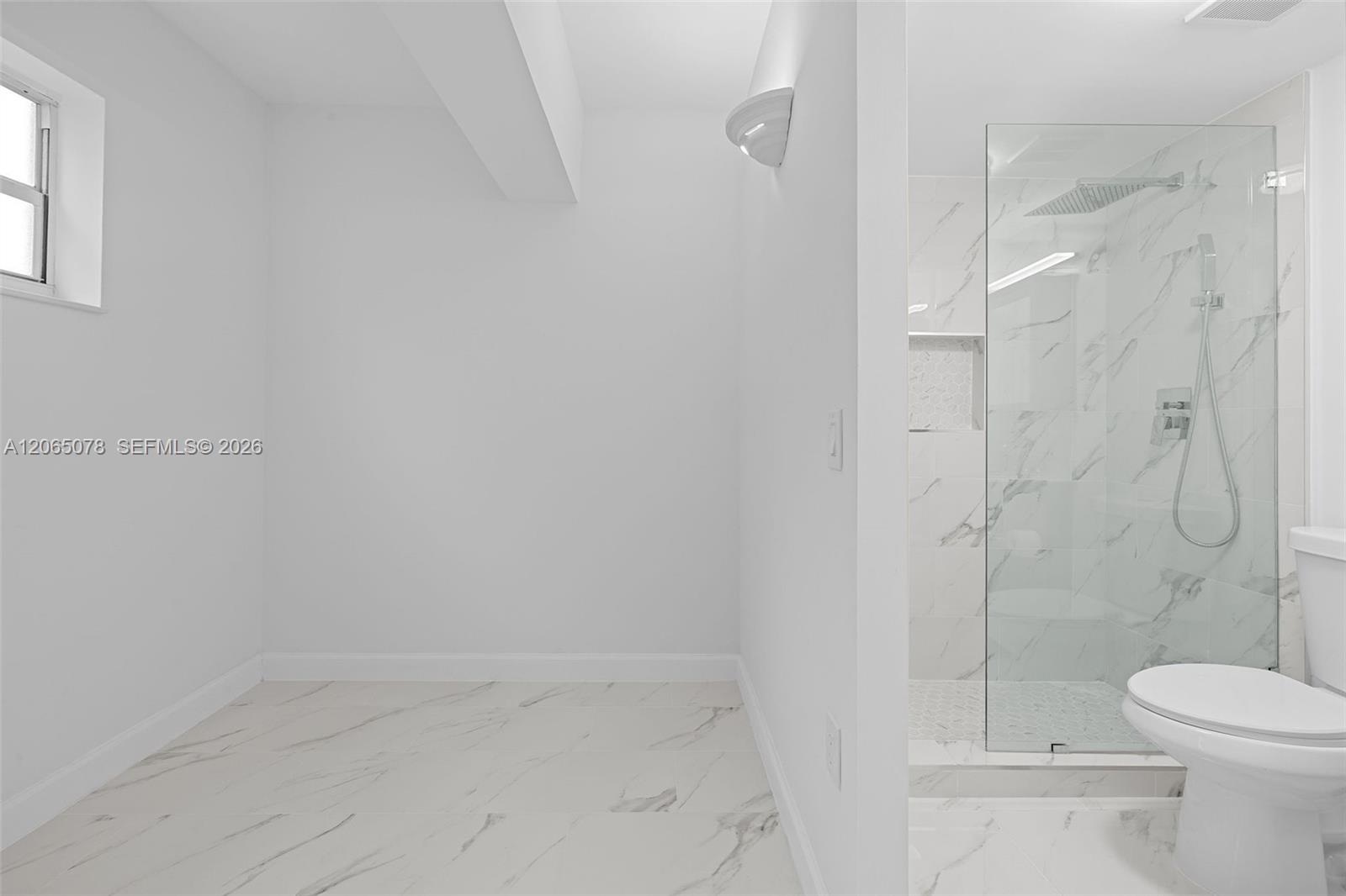 1545 Euclid Avenue 3c Property Photo 19