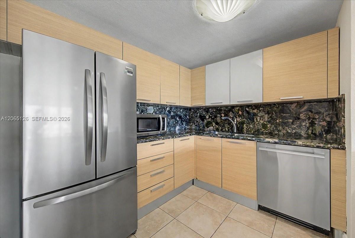 2451 Brickell Avenue 4f Property Photo 8