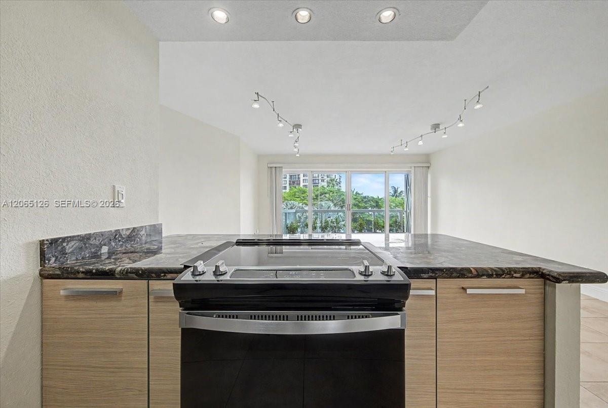 2451 Brickell Avenue 4f Property Photo 11