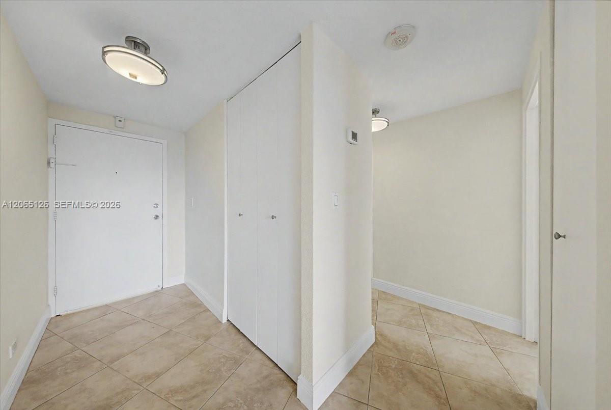2451 Brickell Avenue 4f Property Photo 17