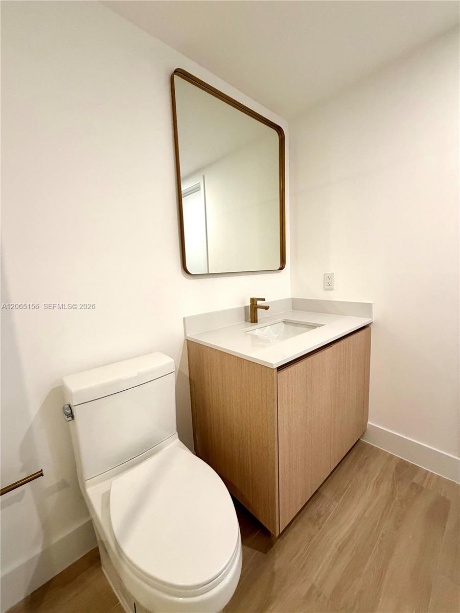 90 Ne 32nd Street 712 Property Photo 12