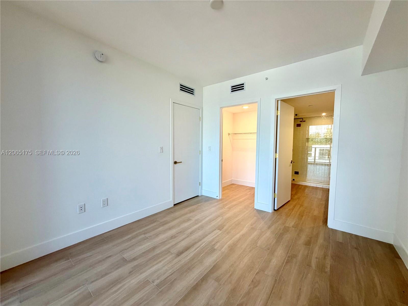 90 Ne 32nd Street 711 Property Photo 31