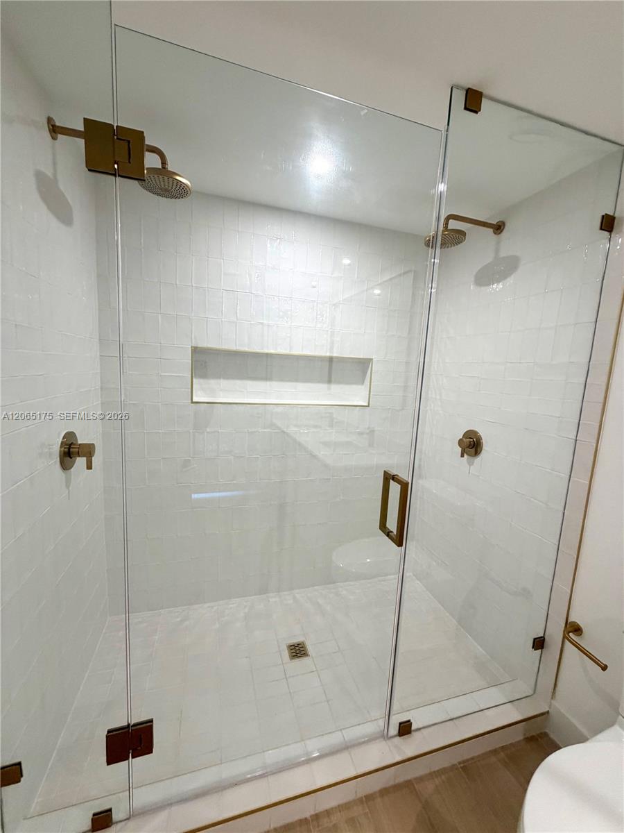 90 Ne 32nd Street 711 Property Photo 37