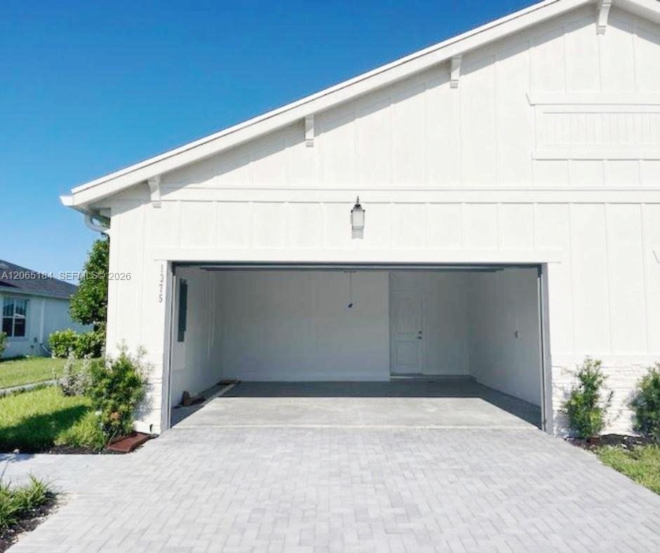 1375 Tangled Orchard Trace Property Photo 4