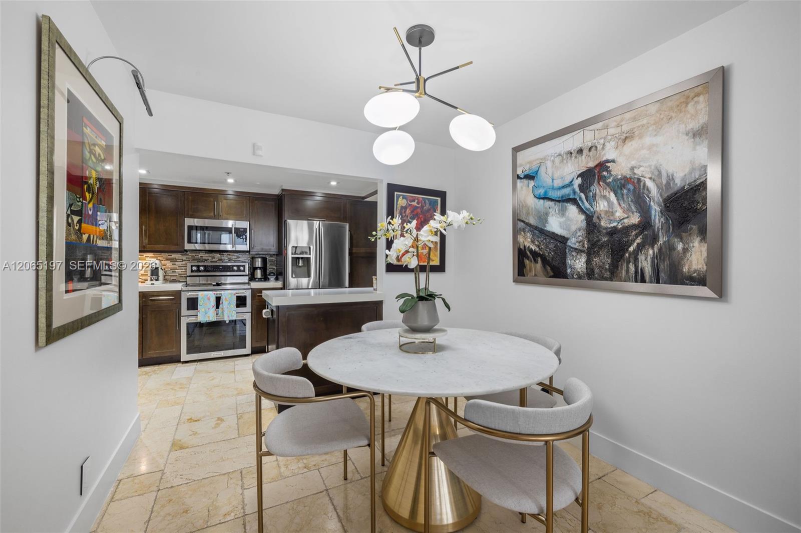 2625 Collins Avenue 402 Property Photo 8