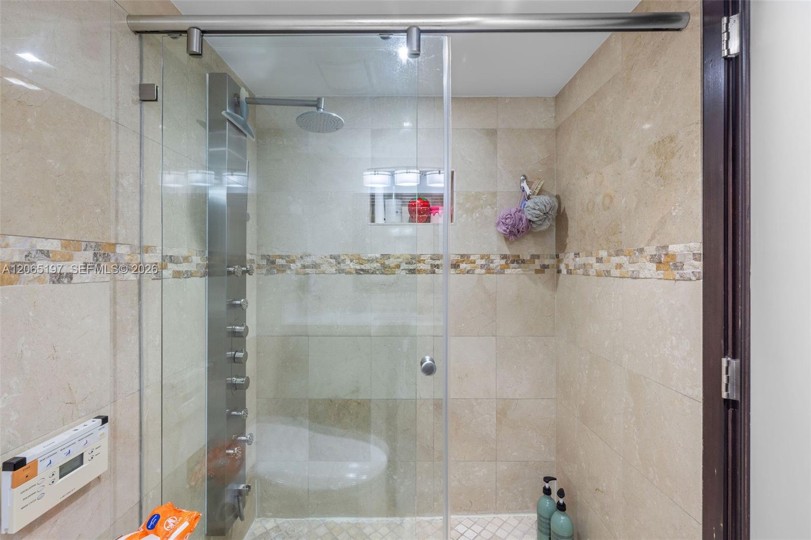 2625 Collins Avenue 402 Property Photo 17