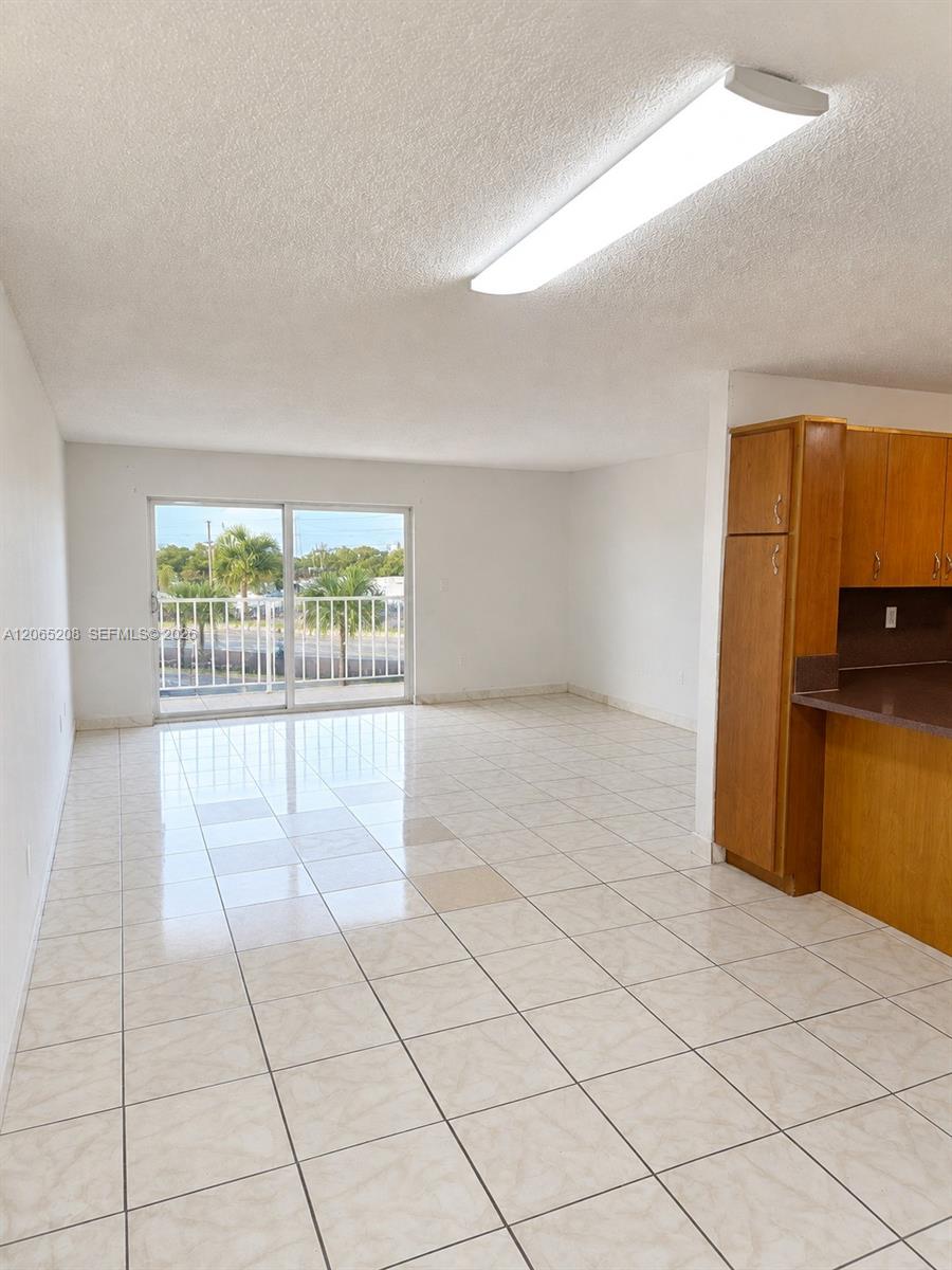 555 NE 123rd Street 215-D Property Photo 1