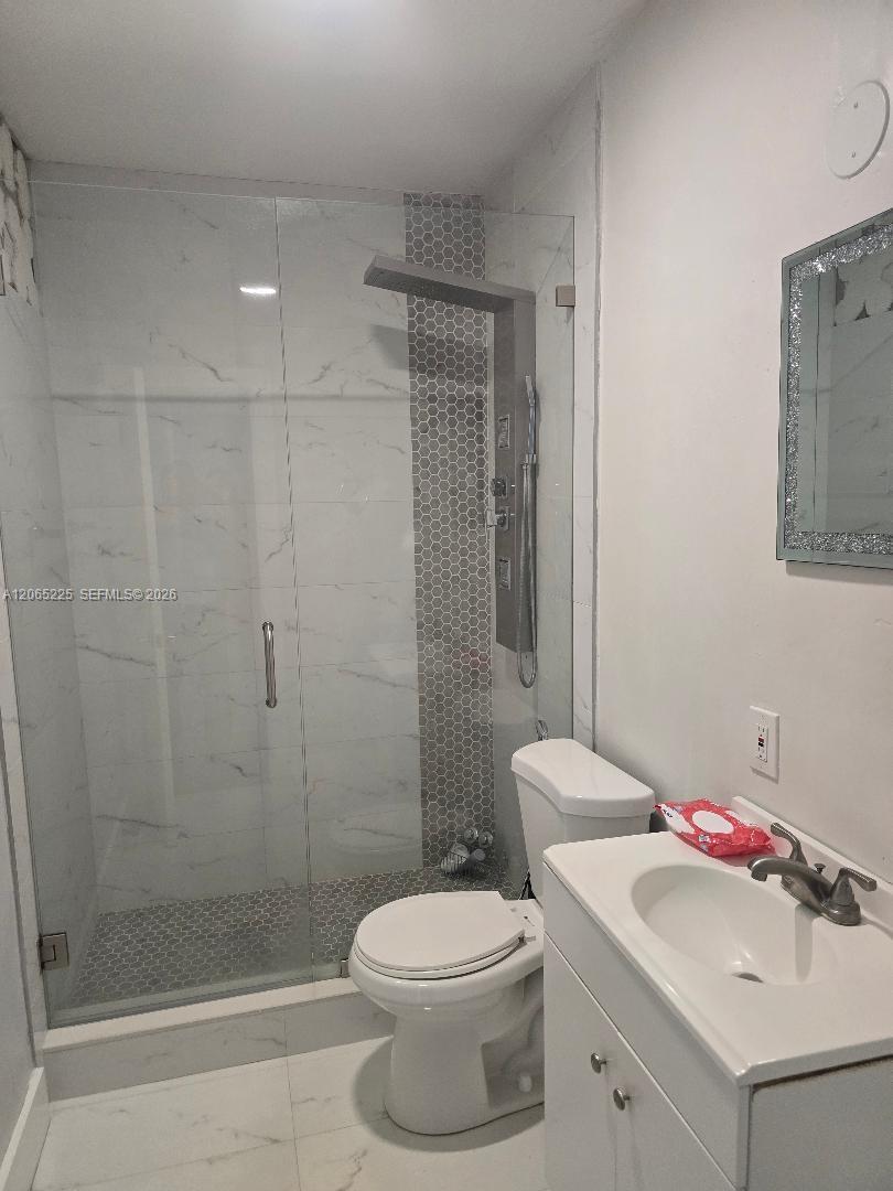18025 Nw 17th Avenue Property Photo 2