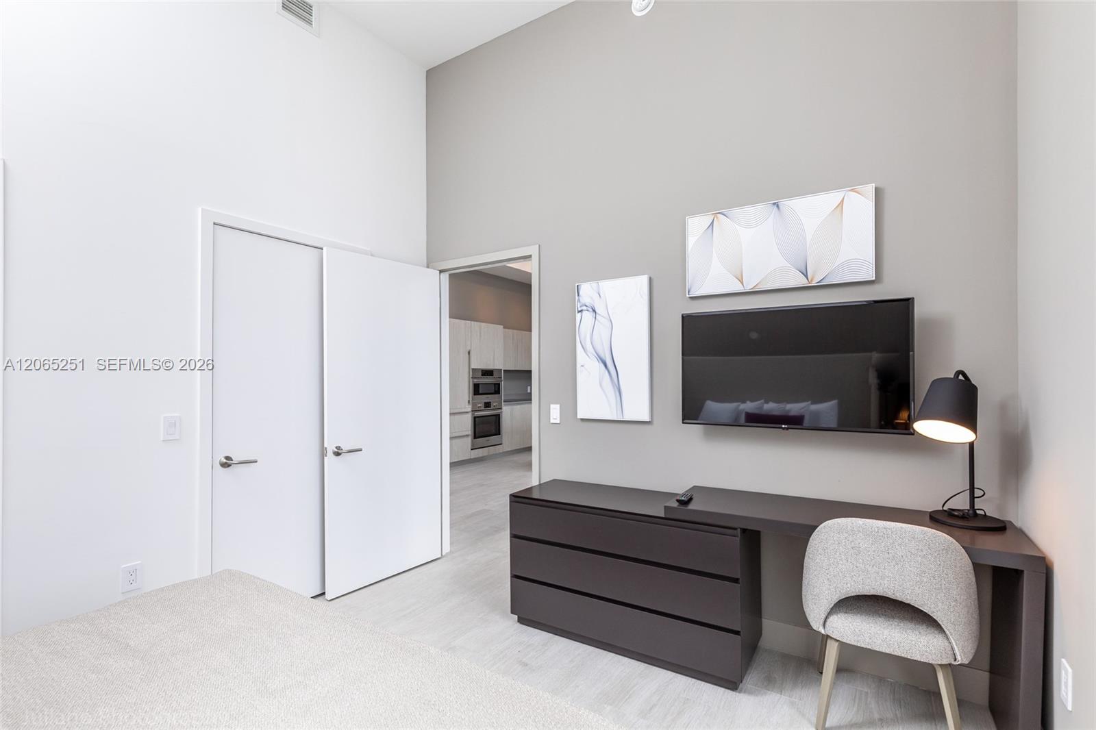 4010 S Ocean Drive R509 Property Photo 17