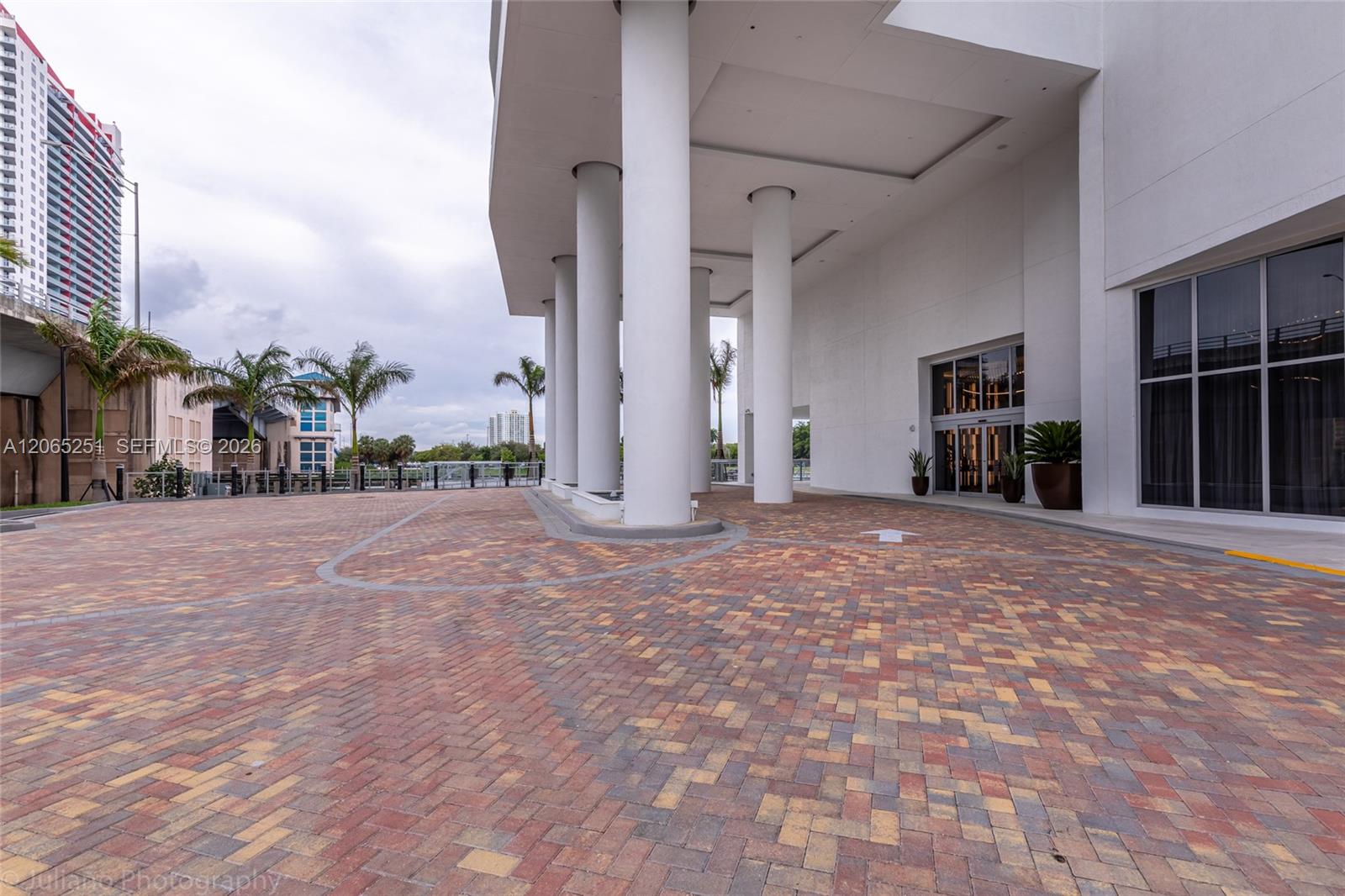4010 S Ocean Drive R509 Property Photo 40