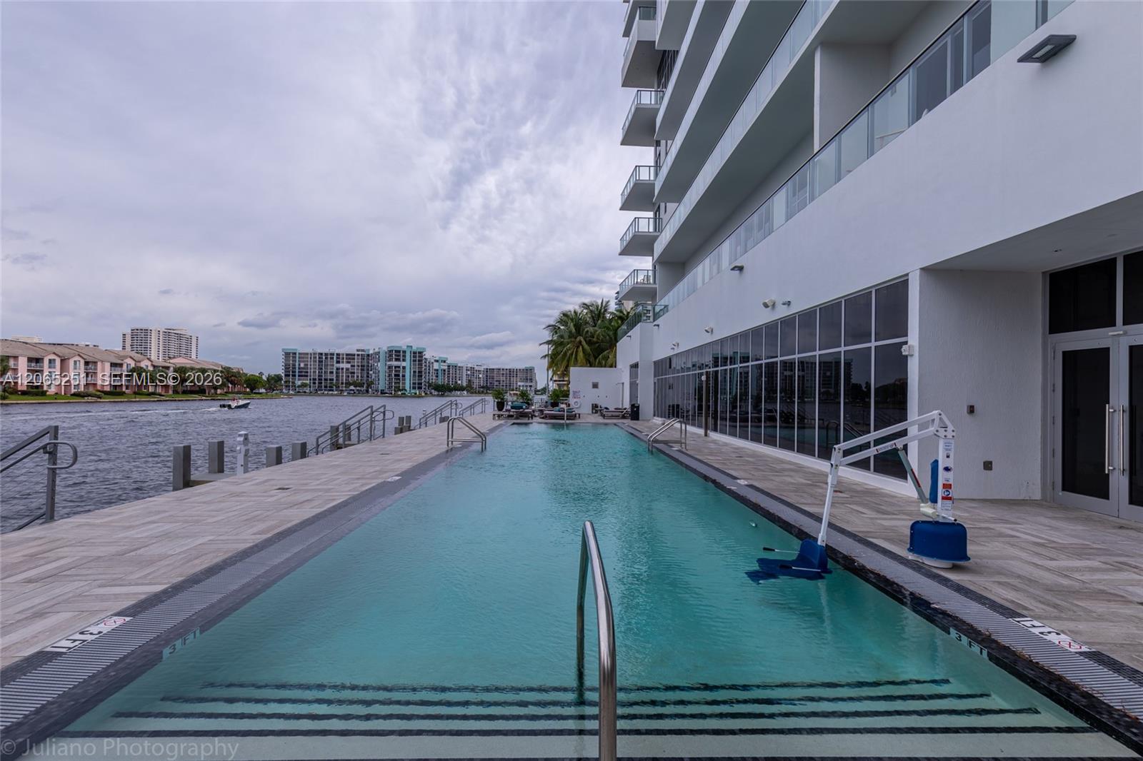 4010 S Ocean Drive R509 Property Photo 41