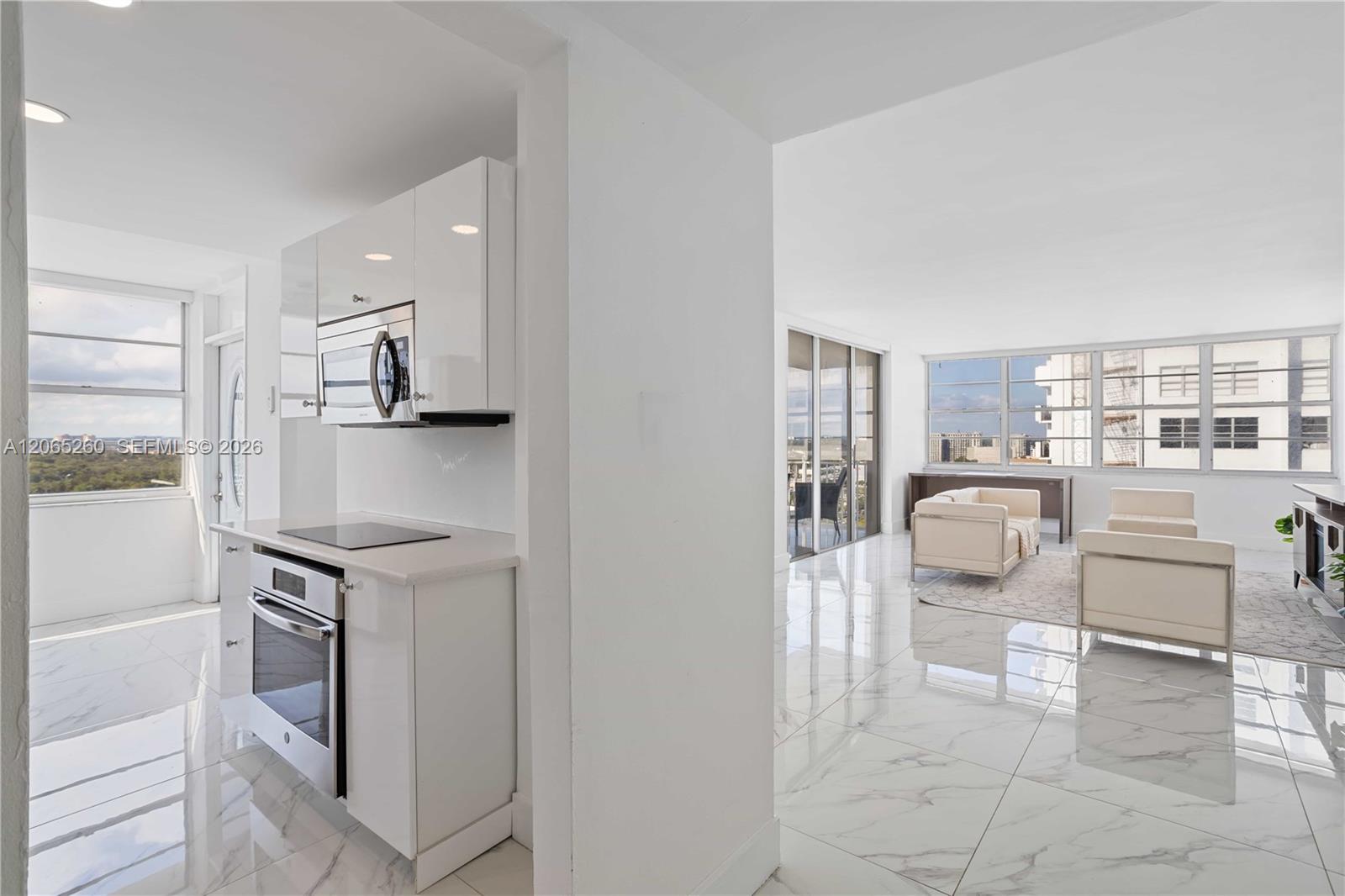 18051 Biscayne Boulevard 1904-1 Property Photo 7