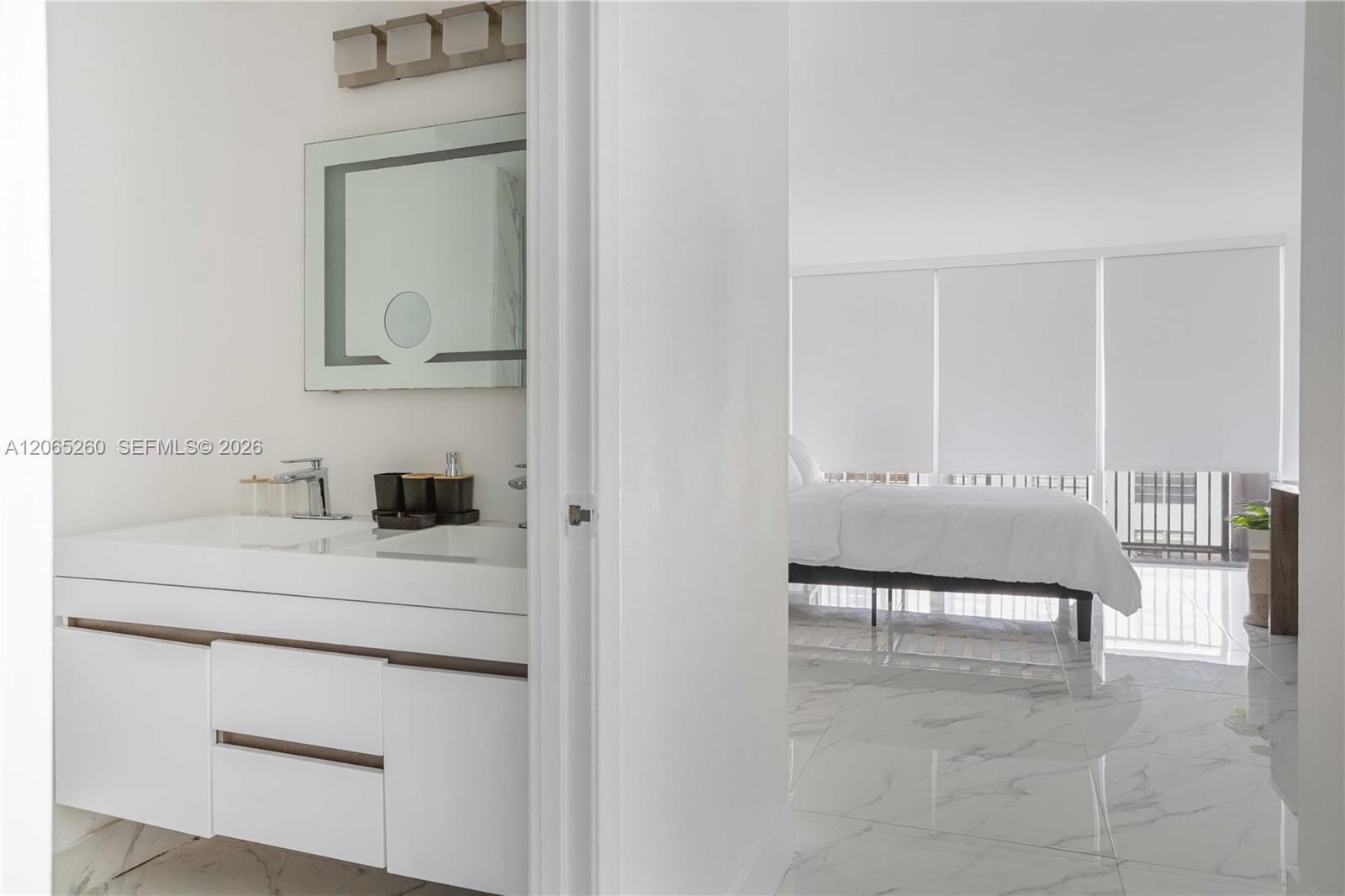 18051 Biscayne Boulevard 1904-1 Property Photo 15