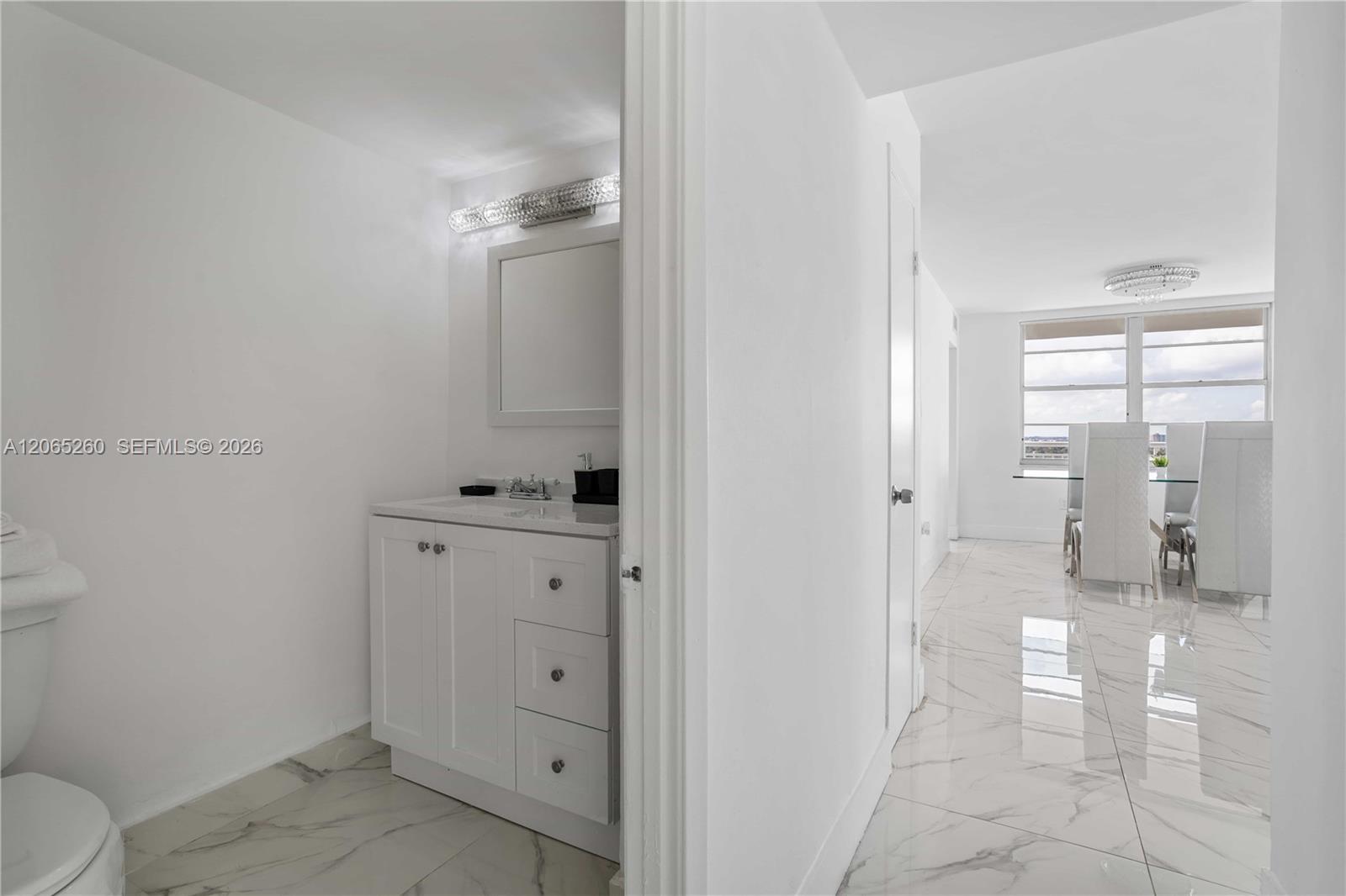 18051 Biscayne Boulevard 1904-1 Property Photo 20