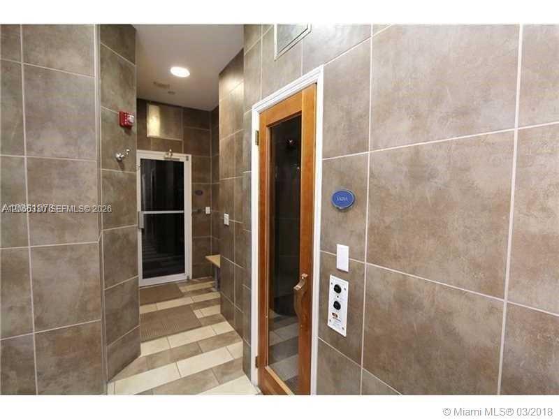 6917 Collins Avenue 912 Property Photo 18