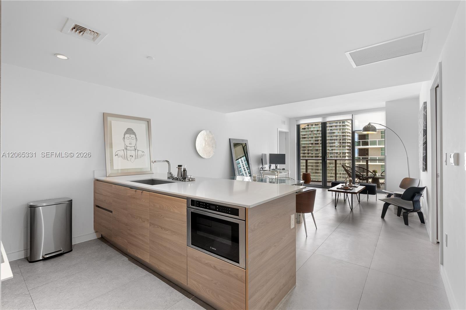 1300 S Miami Avenue 2411 Property Photo 2