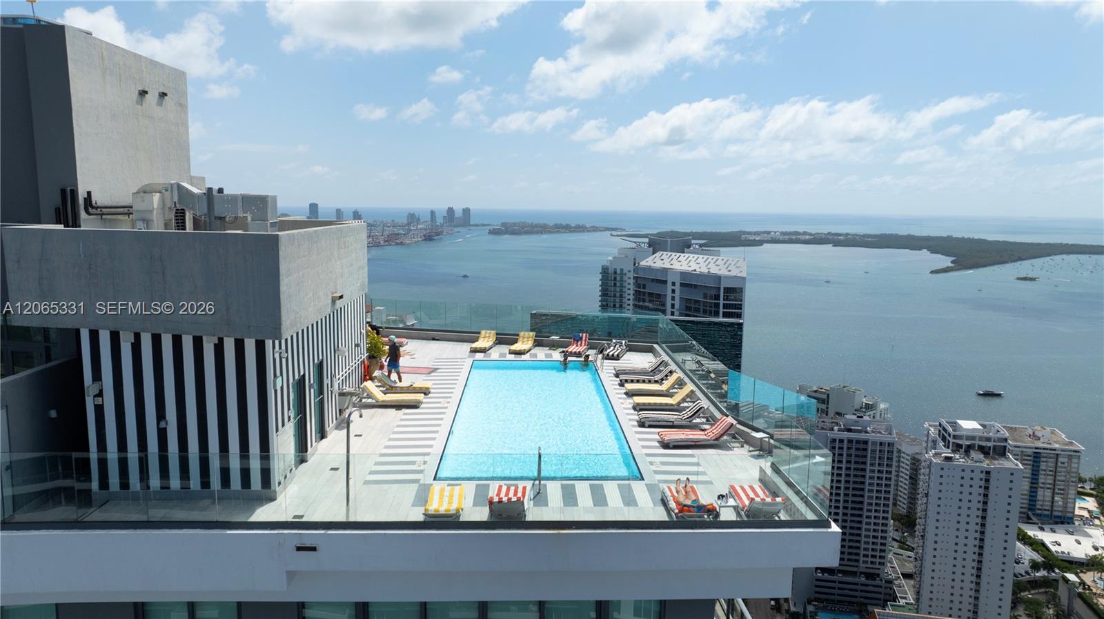 1300 S Miami Avenue 2411 Property Photo 17