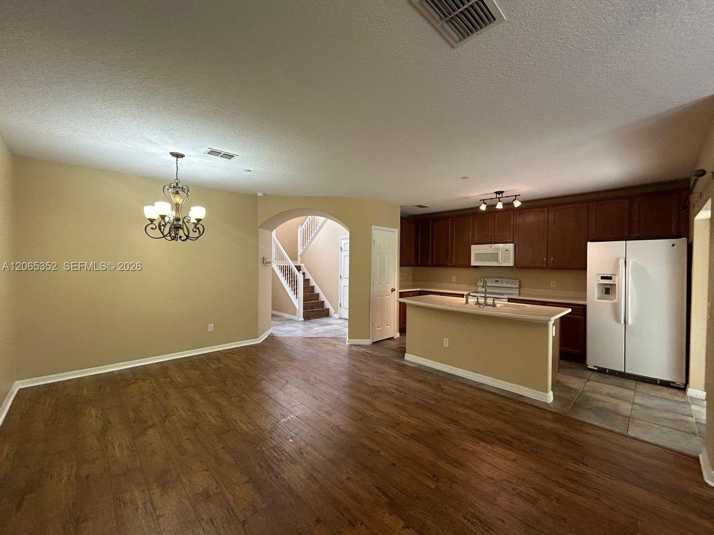 6018 Tivoli Gardens Boulevard Property Photo 1