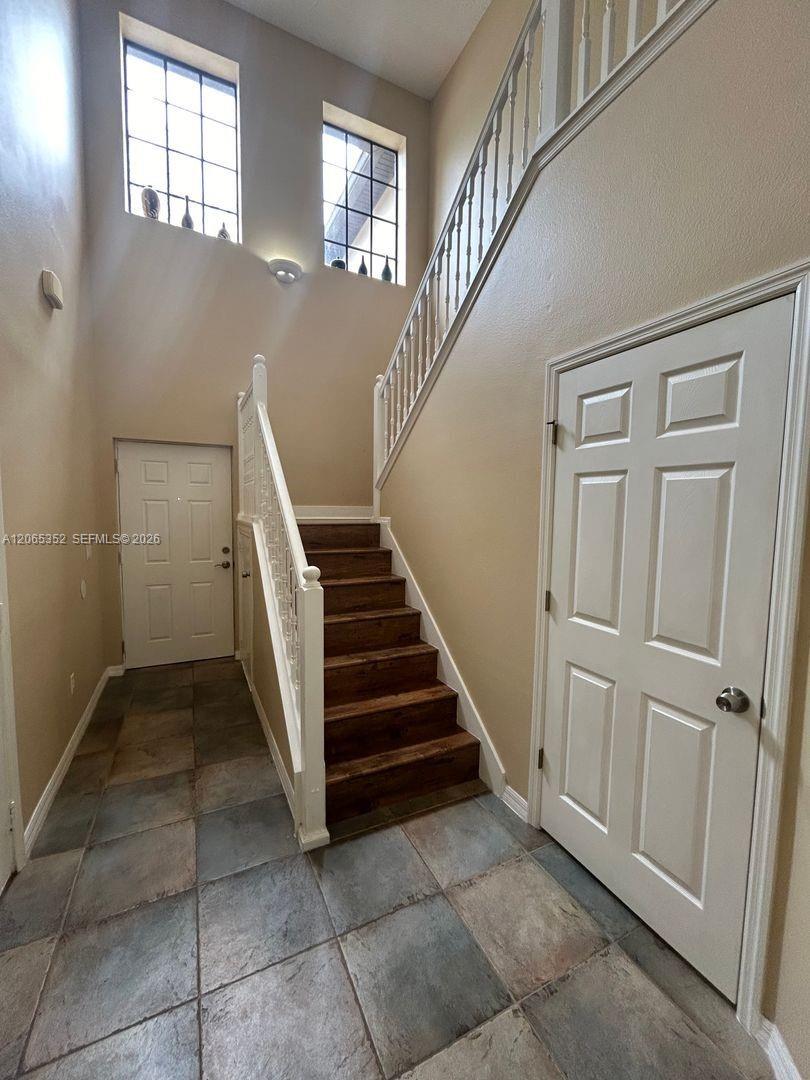 6018 Tivoli Gardens Boulevard Property Photo 5