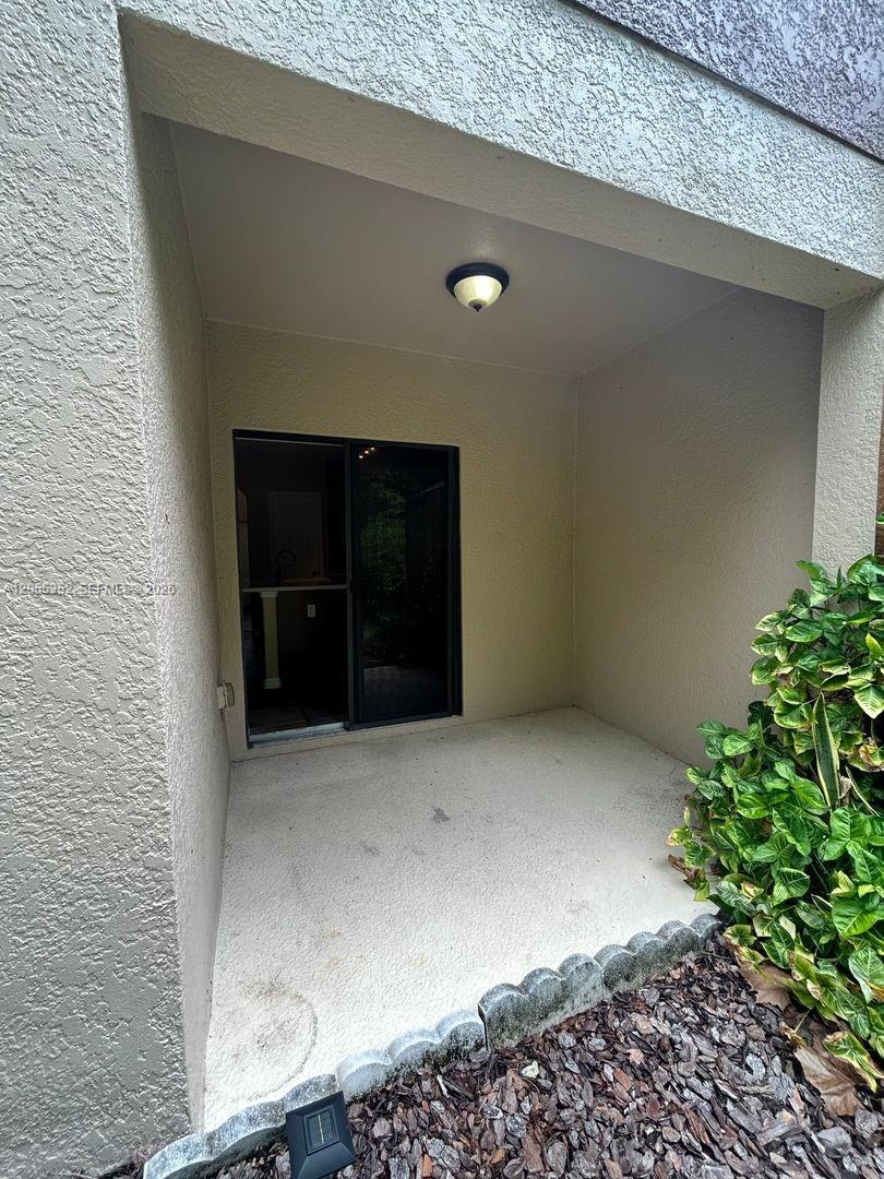 6018 Tivoli Gardens Boulevard Property Photo 10