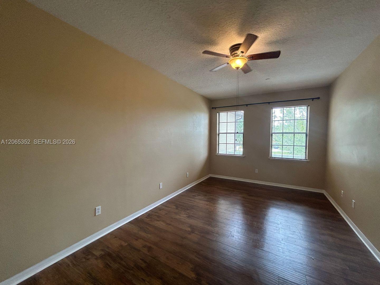 6018 Tivoli Gardens Boulevard Property Photo 12