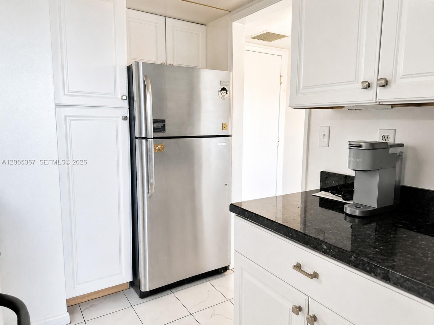 2841 Ne 163rd Street 608 Property Photo 6