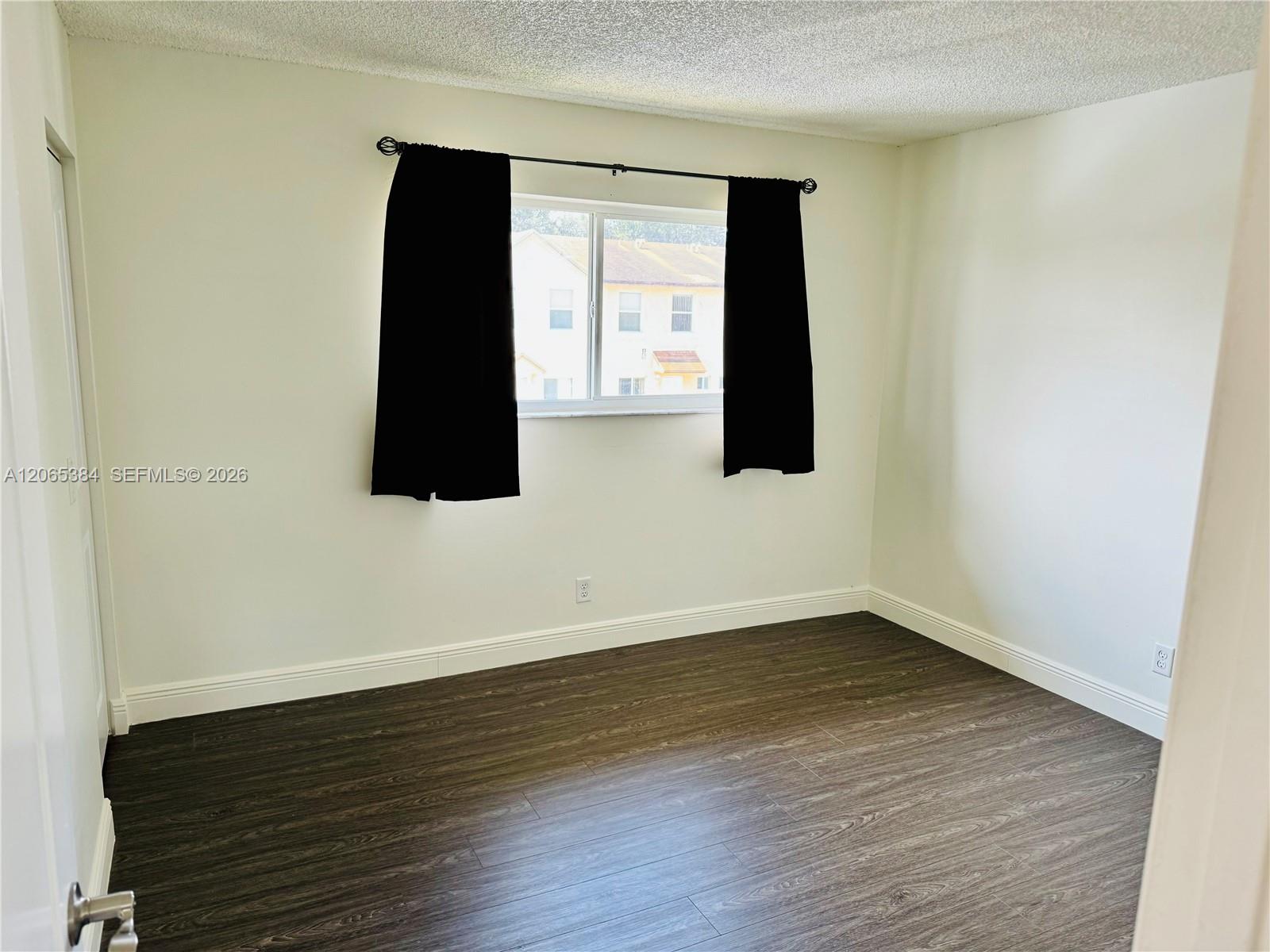 6625 Winfield Boulevard 4-d Property Photo 20