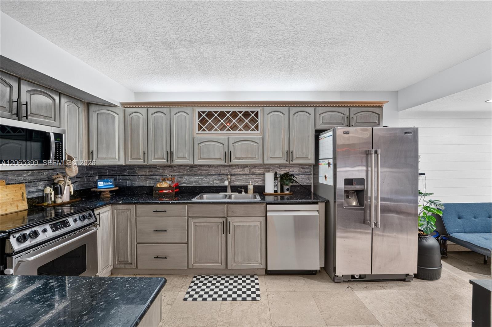 8703 Cleary Boulevard Property Photo 10
