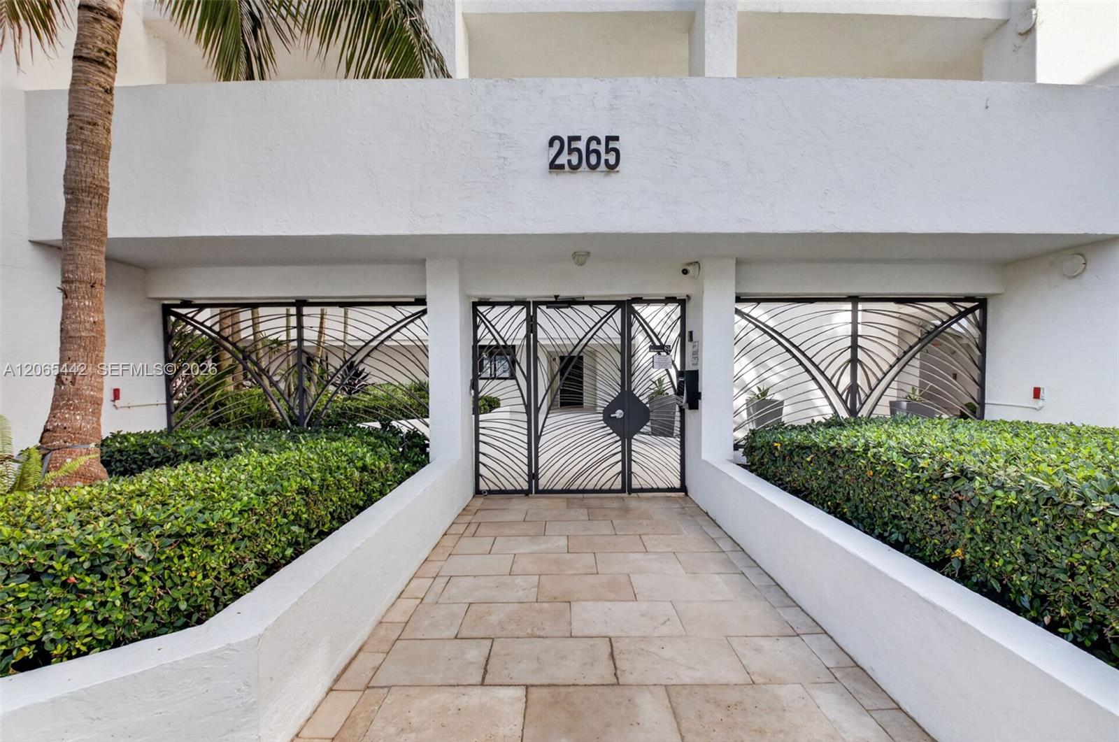 2565 S Ocean Boulevard 112n Property Photo 3
