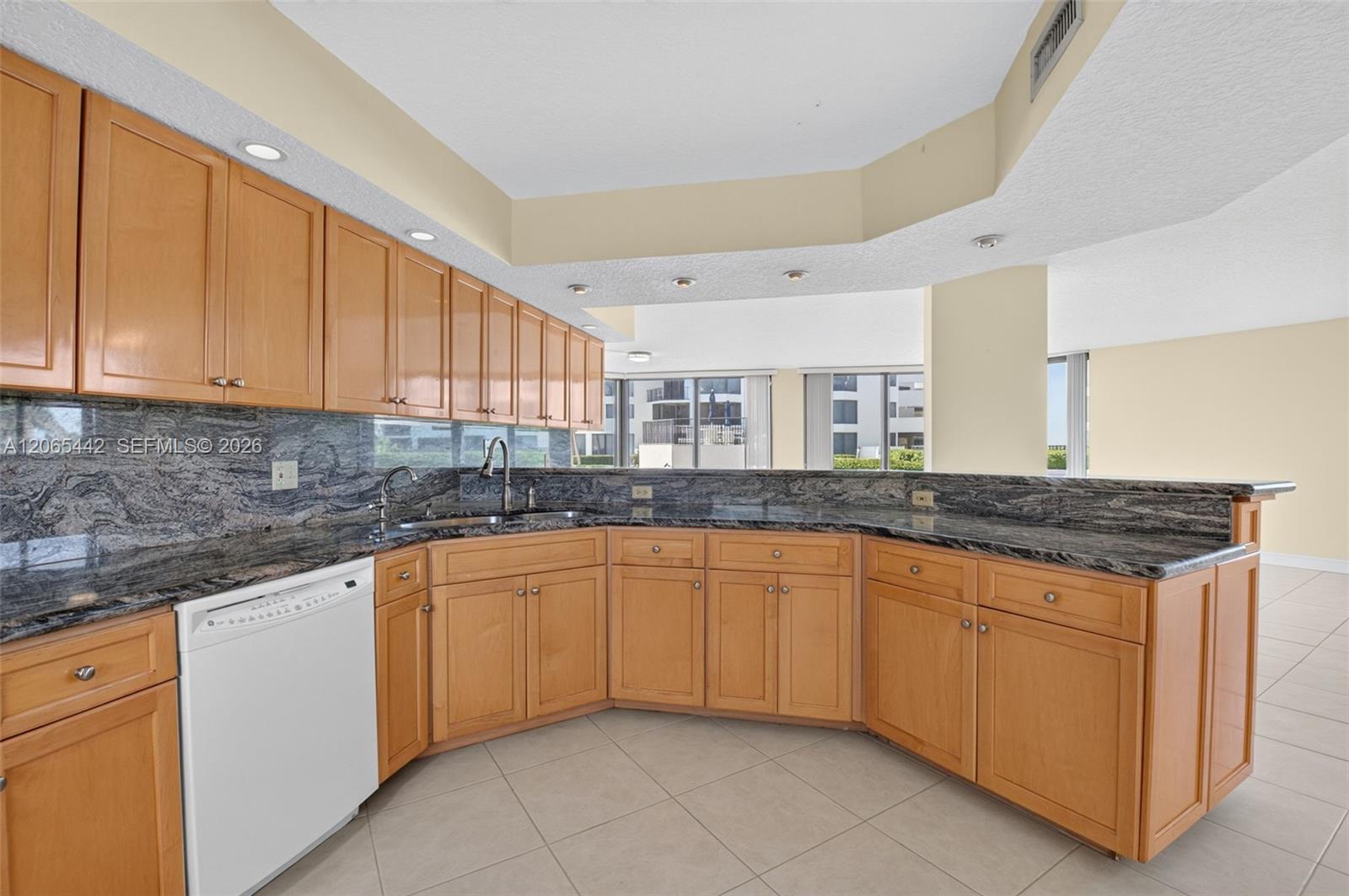 2565 S Ocean Boulevard 112n Property Photo 19
