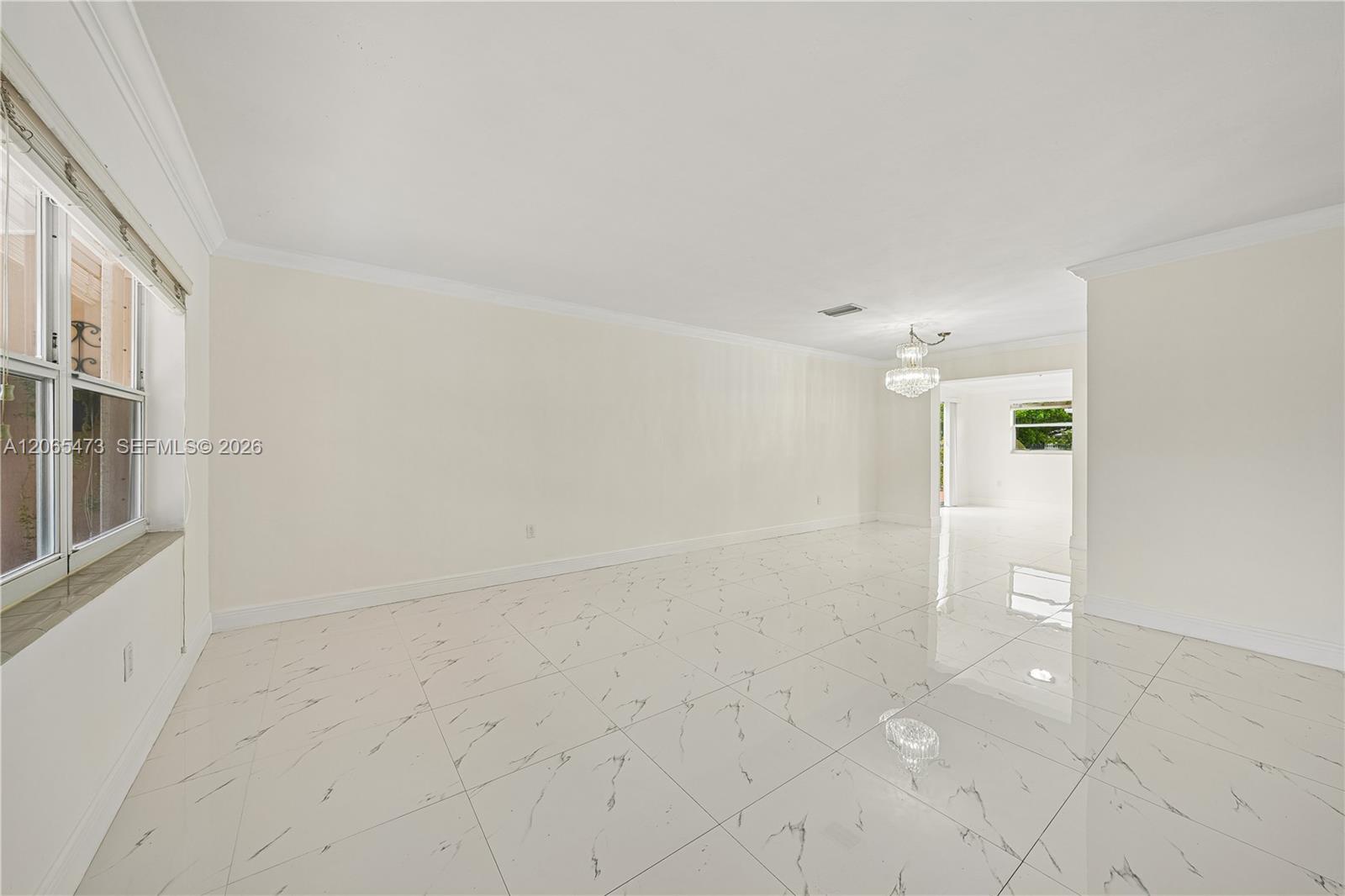 7135 Sw 19th Street Property Photo 2