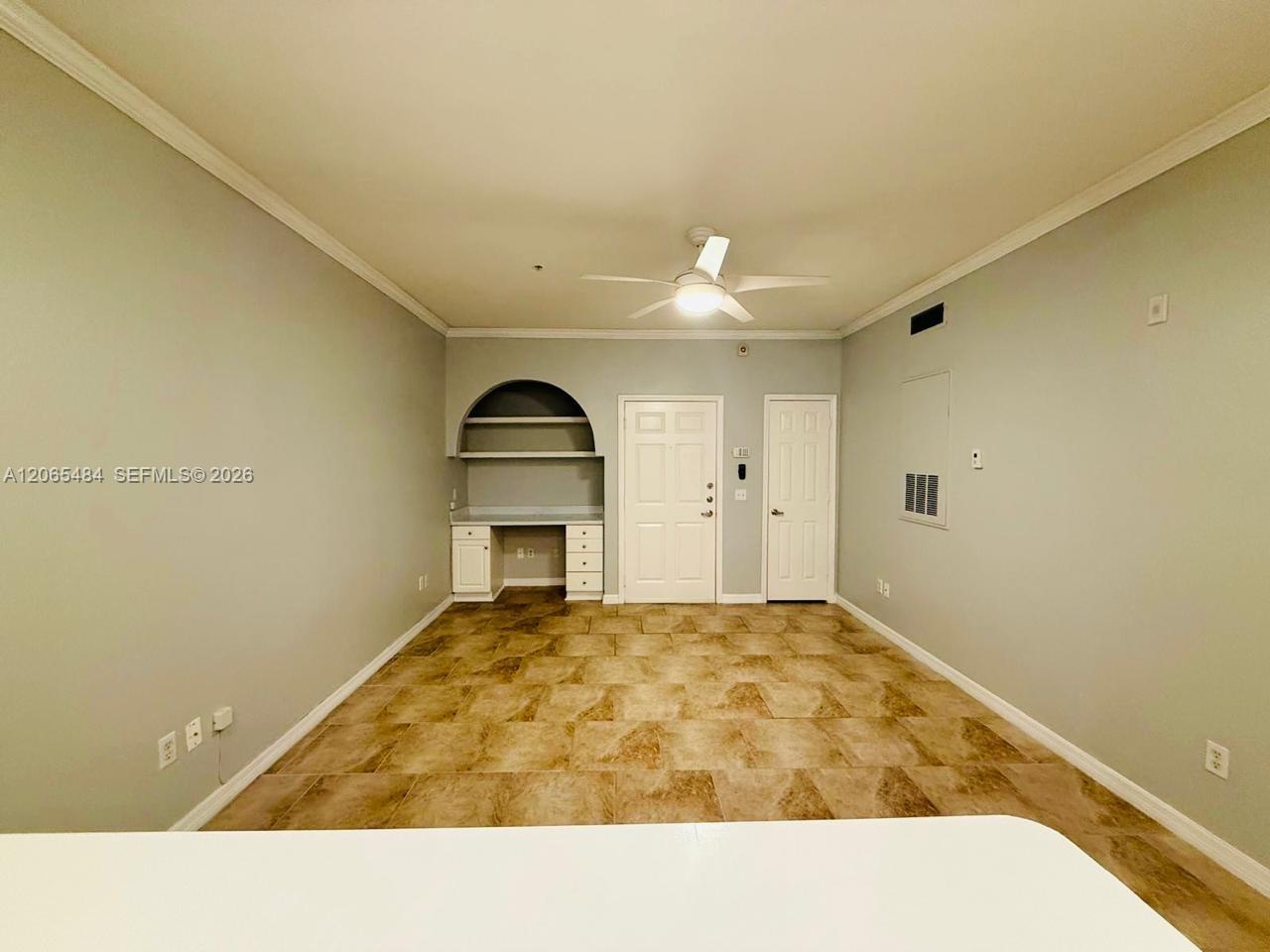 860 N Orange Avenue 258 Property Photo 4