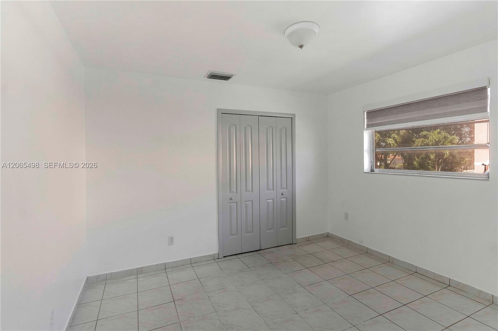 642 E 2nd Avenue A Property Photo 8